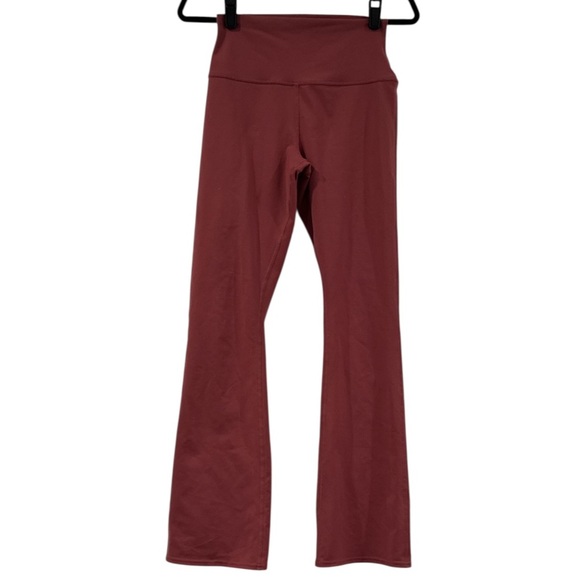 Alo Airbrush High Waist Cranberry Flare Pants Size Small - Picture 5 of 15